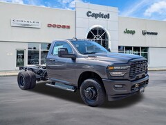 2026 Ram 3500 Chassis Cab Tradesman 4WD Reg Cab 60 CA 143.5 WB Pickup