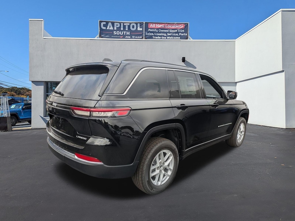 New 2025 Jeep Grand Cherokee Laredo X Sport Utility