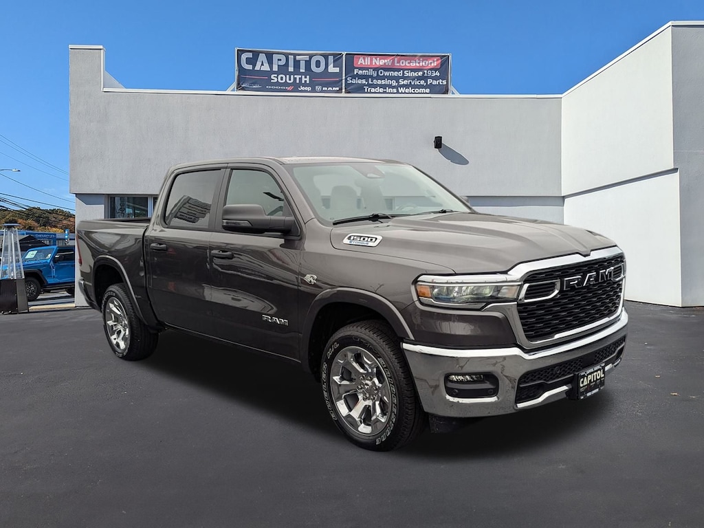 New 2026 Ram 1500 BIG HORN CREW CAB 4X4 5'7 BOX Pickup