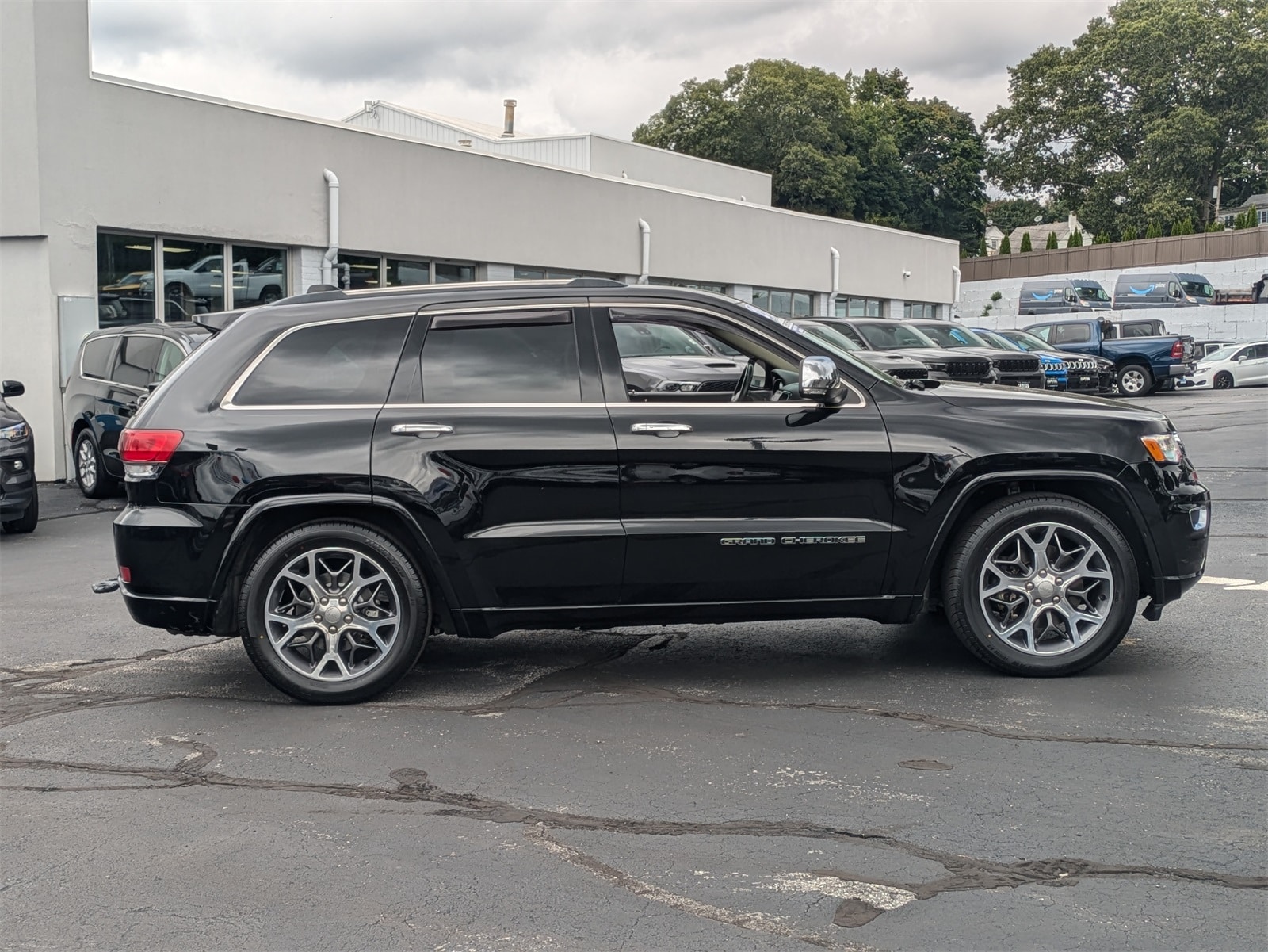 Certified 2021 Jeep Grand Cherokee Overland with VIN 1C4RJFCG7MC529773 for sale in Willimantic, CT