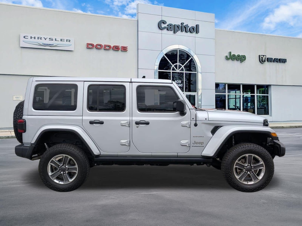 Used 2023 Jeep Wrangler Sahara SUV