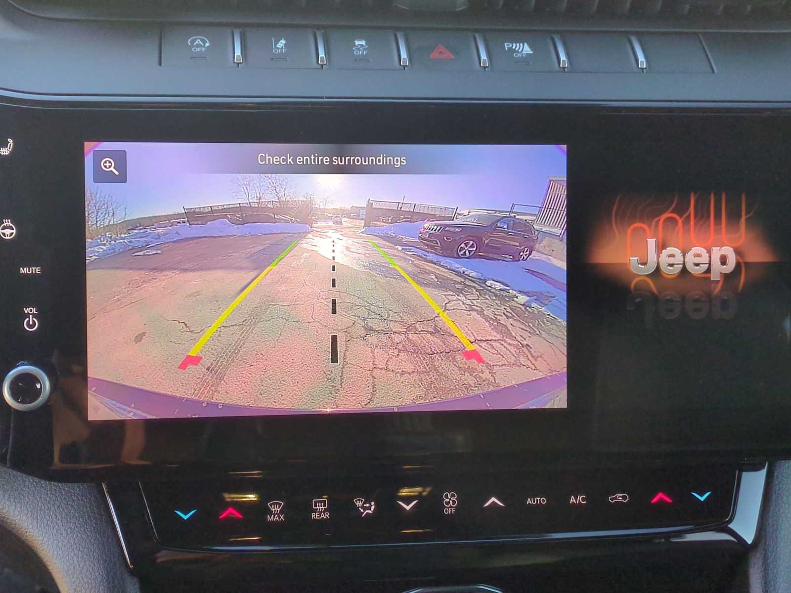 2026 Jeep Grand Cherokee Laredo - Photo 21