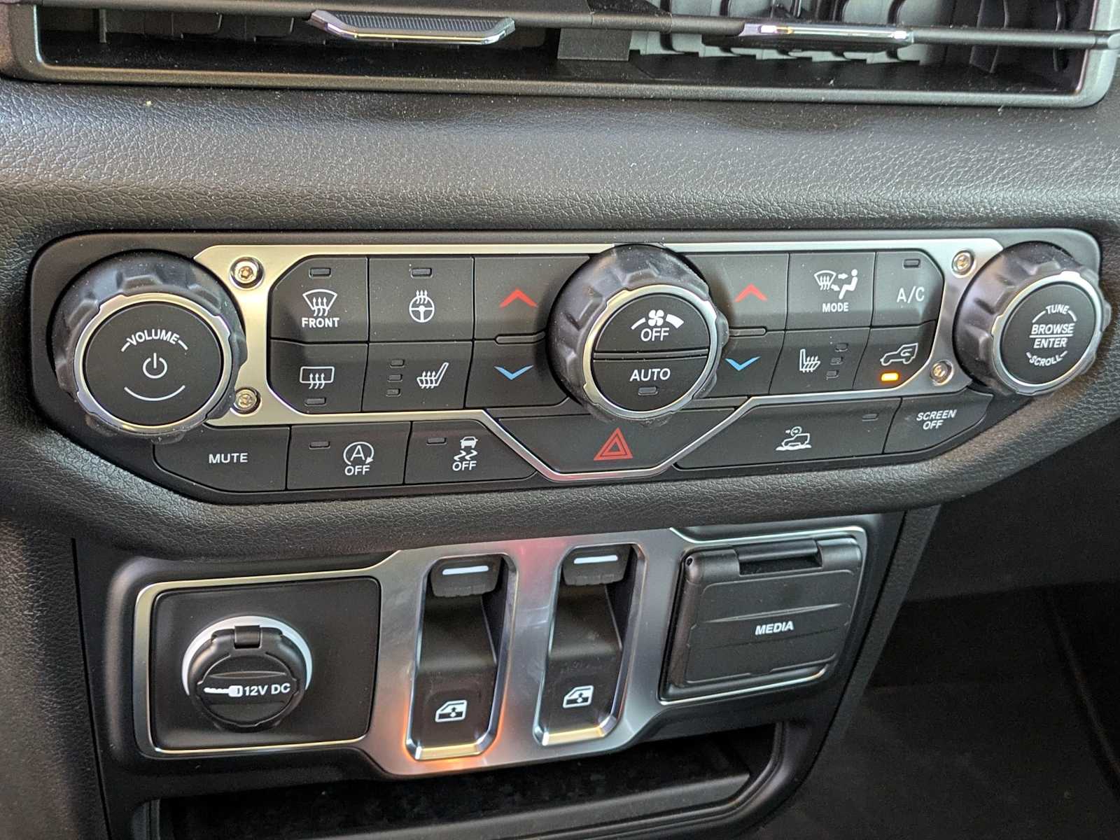 2026 Jeep Wrangler 2-Door Sport S - Photo 25