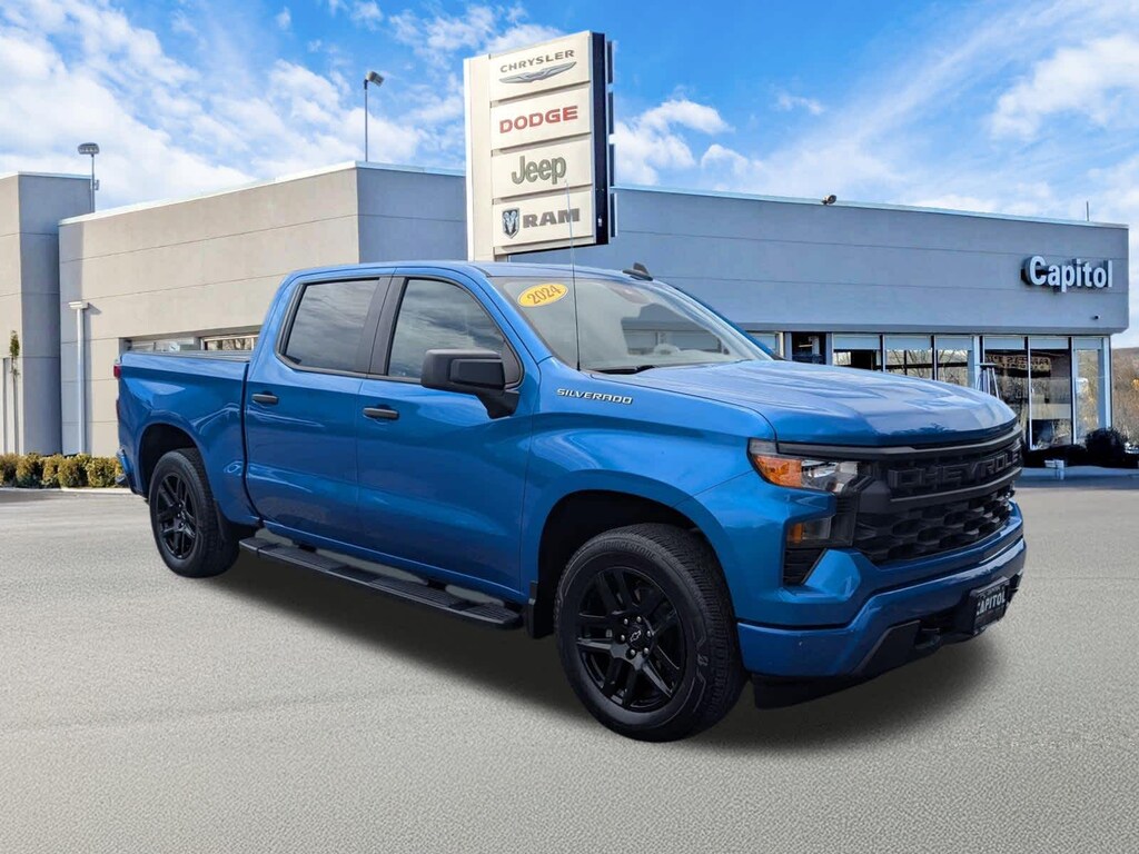 Used 2024 Chevrolet Silverado 1500 Custom 4WD Crew Cab 147 Truck