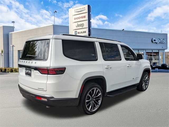2022 Jeep Wagoneer Series II photo 3