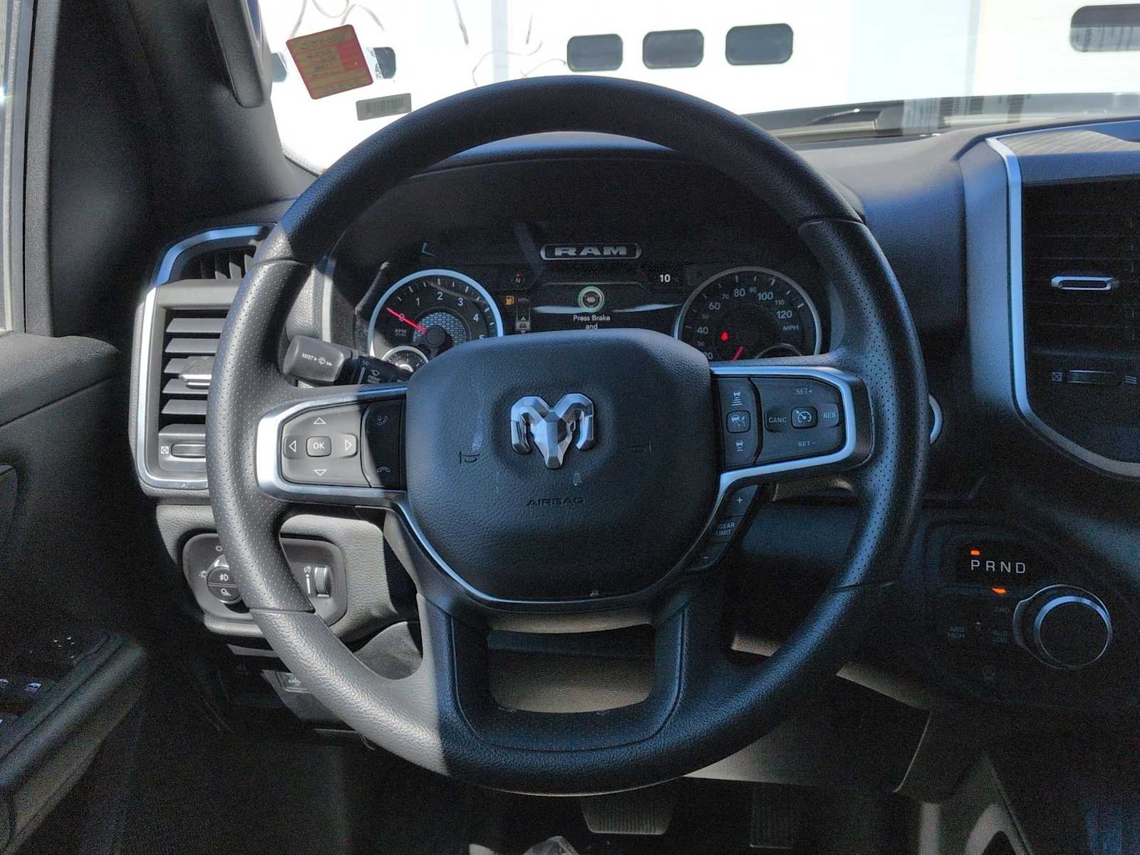 2026 RAM 1500 Express - Photo 13