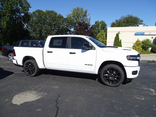 2026 Ram 1500 Laramie photo 2