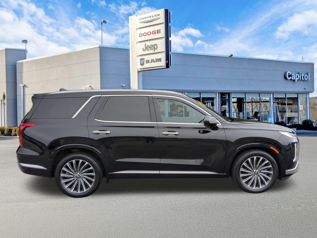 Used 2024 Hyundai Palisade Calligraphy SUV