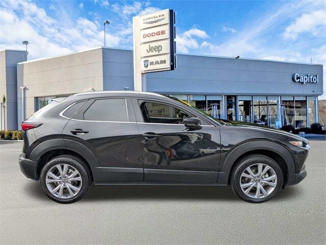 2024 Mazda CX-30 2.5 S Premium photo 2
