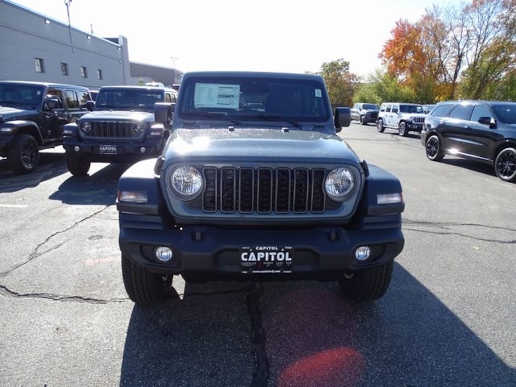 New 2026 Jeep Wrangler 4-DOOR SPORT S Sport Utility
