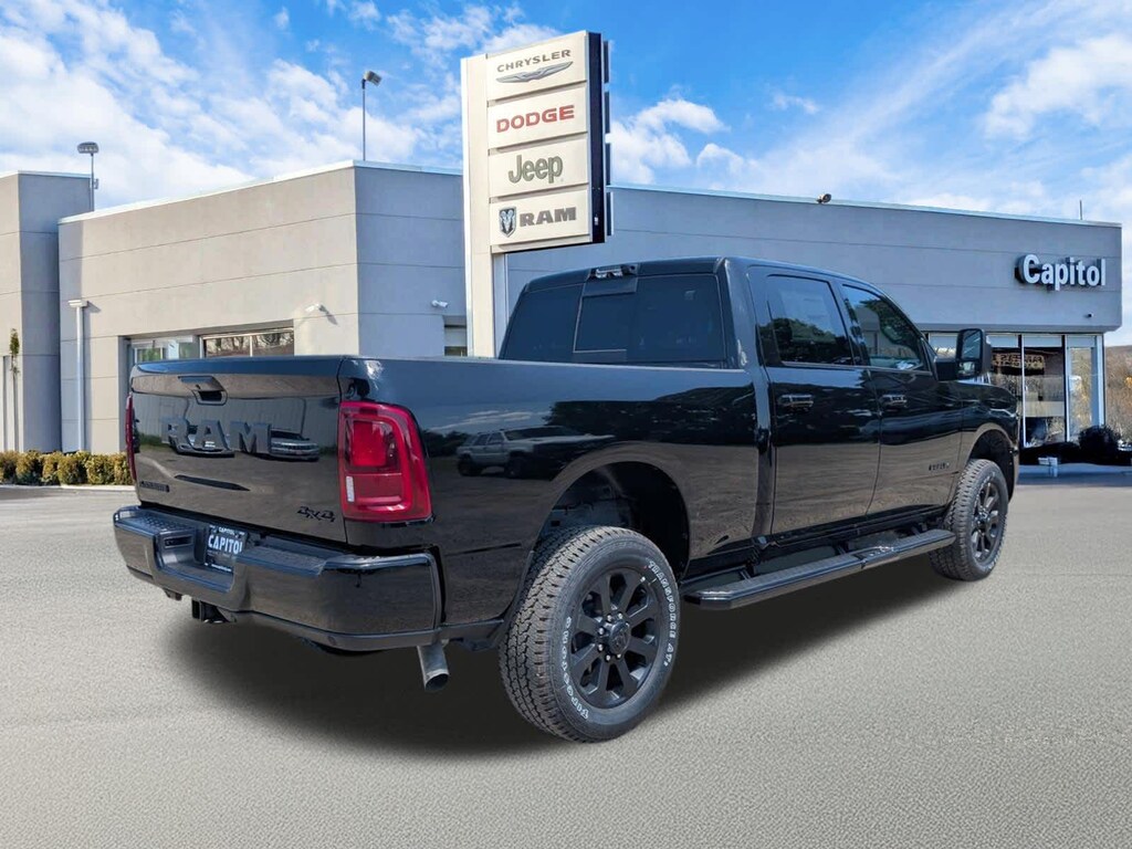 New 2026 Ram 2500 LARAMIE CREW CAB 4X4 6'4 BOX Pickup