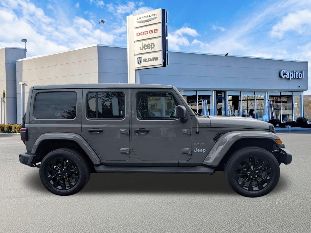 Used 2023 Jeep Wrangler 4xe Sahara SUV