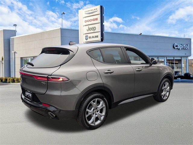 2024 Dodge Hornet R/T photo 3