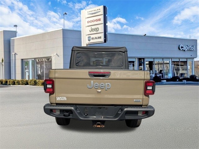 2020 Jeep Gladiator Overland photo 4