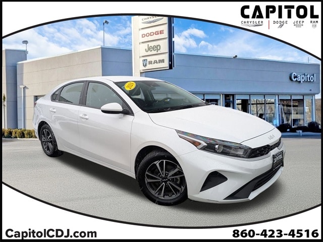 2024 Kia Forte LXS's photo