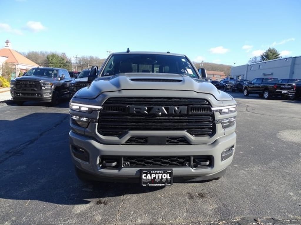 New 2026 Ram 2500 LARAMIE CREW CAB 4X4 6'4 BOX Pickup
