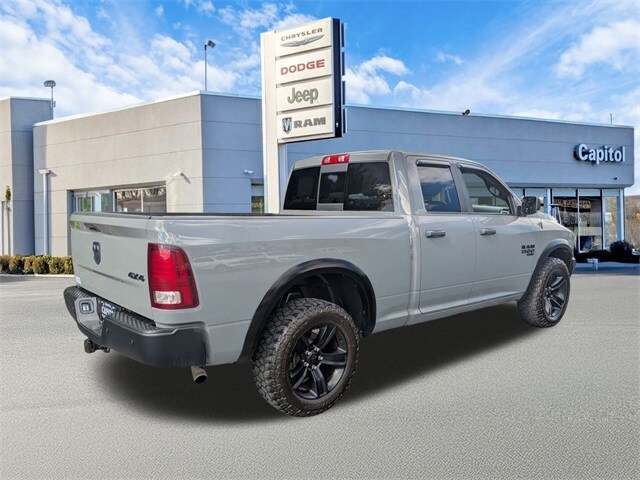 2022 Ram 1500 Classic Warlock photo 3
