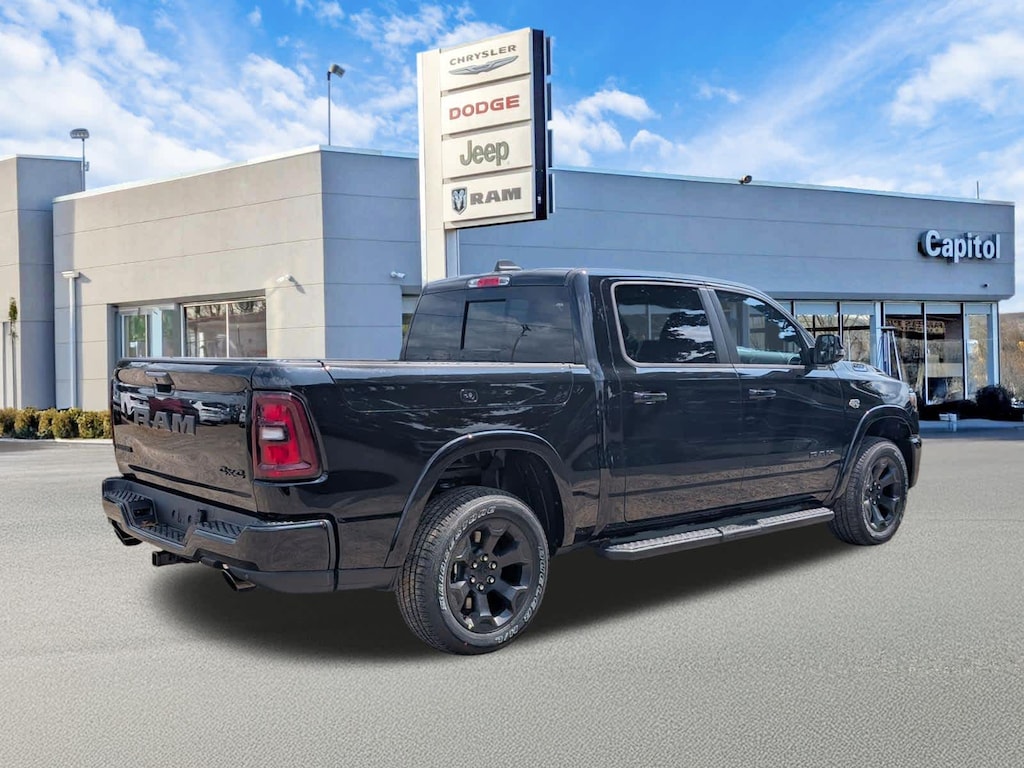 New 2026 Ram 1500 BIG HORN CREW CAB 4X4 5'7 BOX Pickup