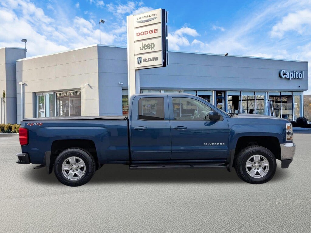 Used 2018 Chevrolet Silverado 1500 LT 4WD Double Cab 143.5 Truck