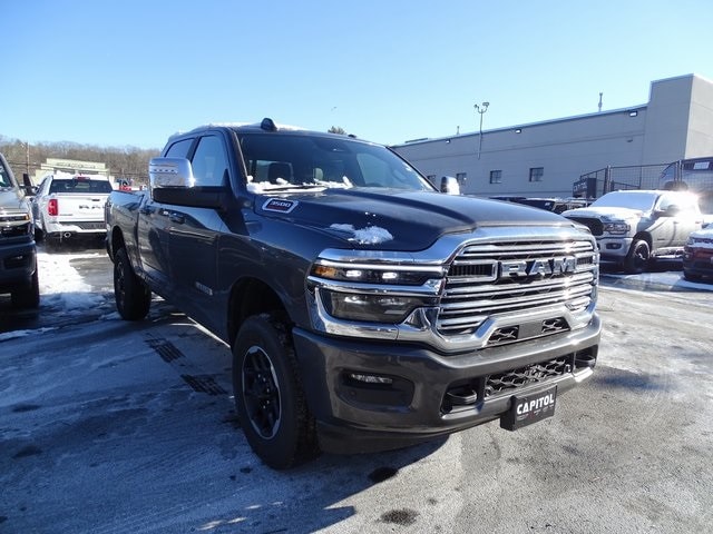 2026 RAM Ram 3500 Pickup Laramie's photo