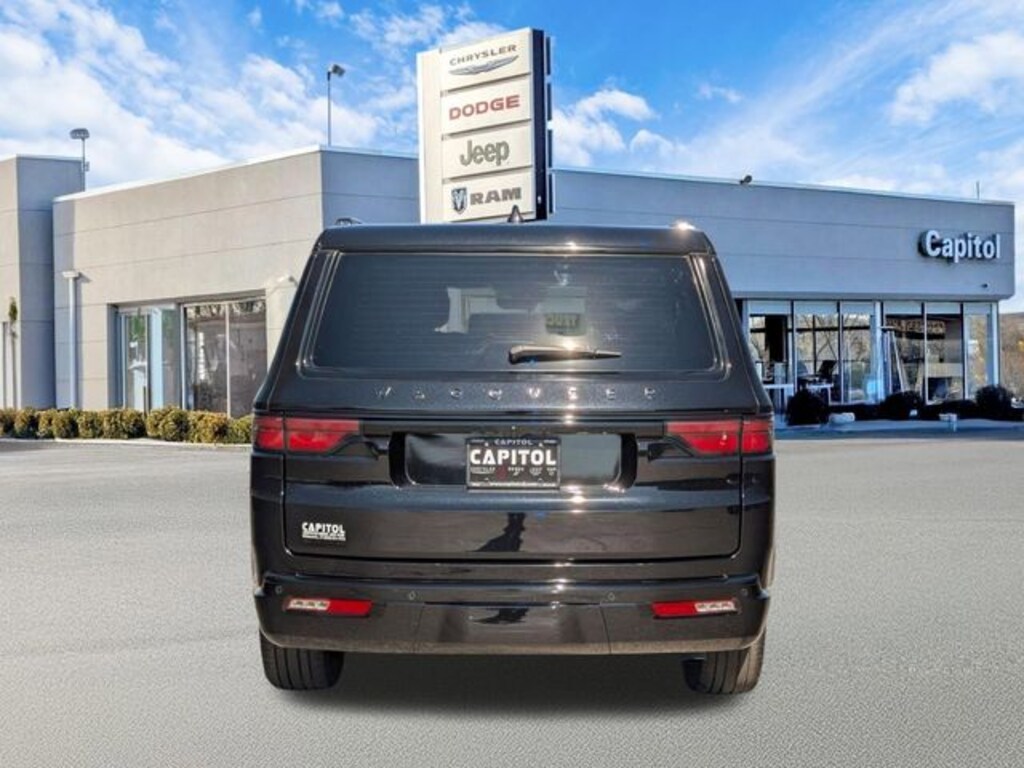 Used 2023 Jeep Wagoneer Series II SUV