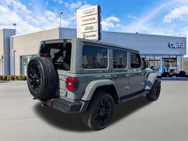 2021 Jeep Wrangler Unlimited Sahara 4xe photo 3