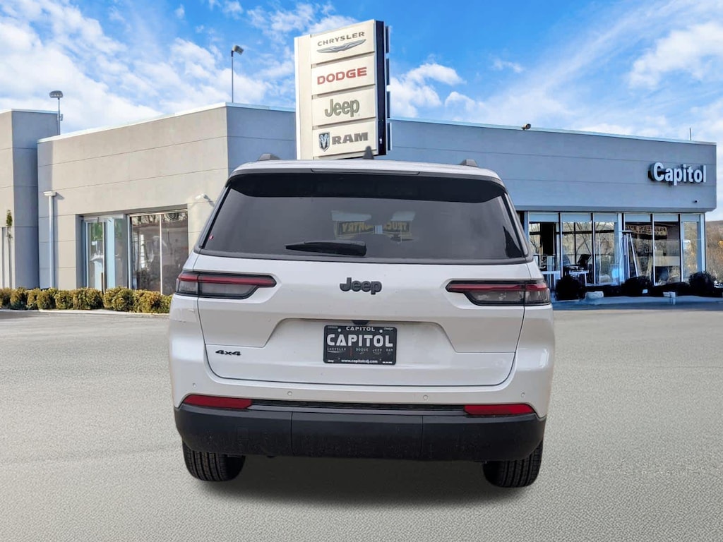 New 2026 Jeep Grand Cherokee L Laredo Altitude Sport Utility