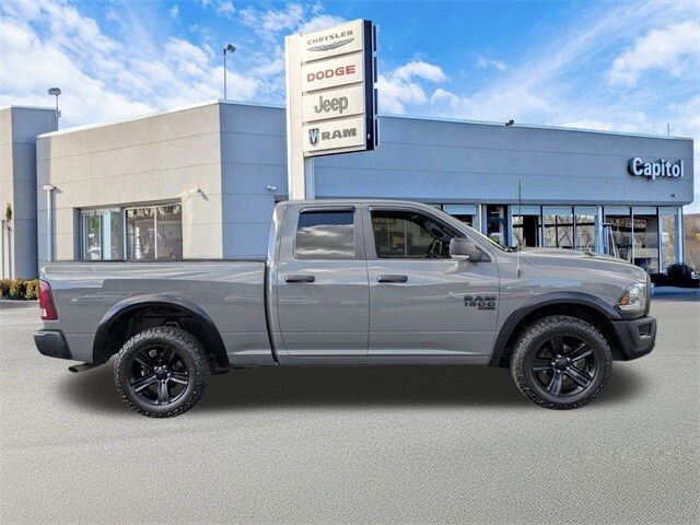 2022 Ram 1500 Classic Warlock photo 2