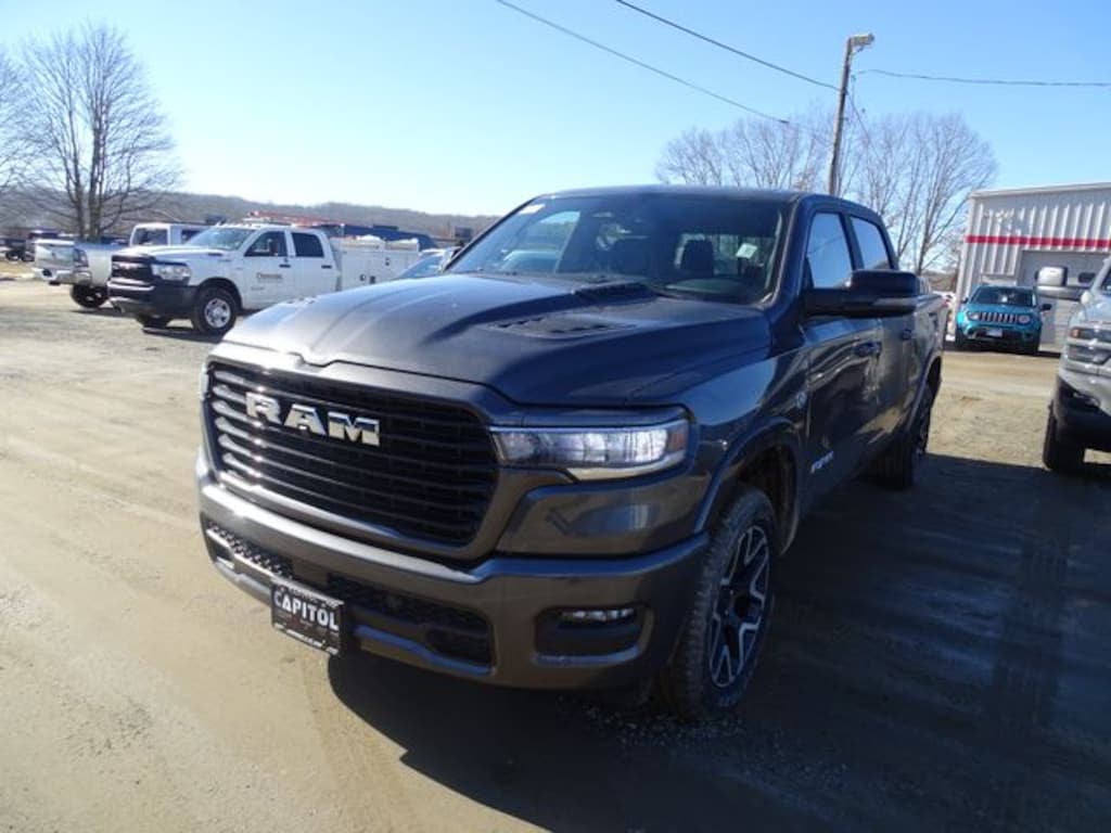 New 2026 Ram 1500 LARAMIE CREW CAB 4X4 5'7 BOX Pickup
