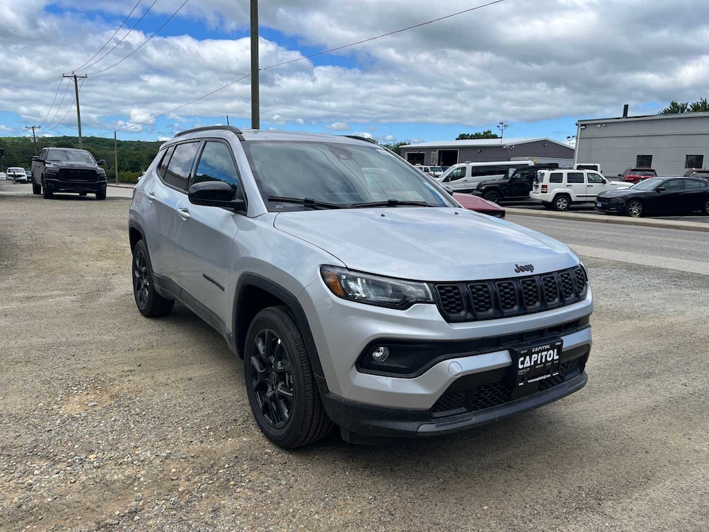 New 2026 Jeep Compass Latitude Sport Utility