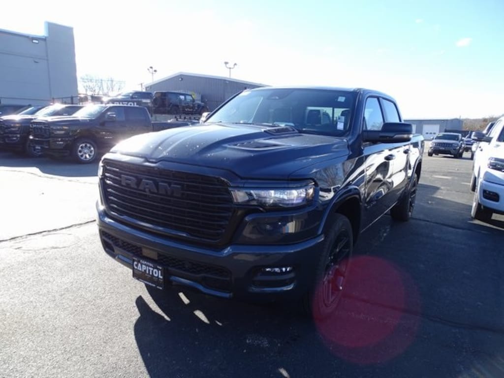 New 2026 Ram 1500 LARAMIE CREW CAB 4X4 5'7 BOX Pickup