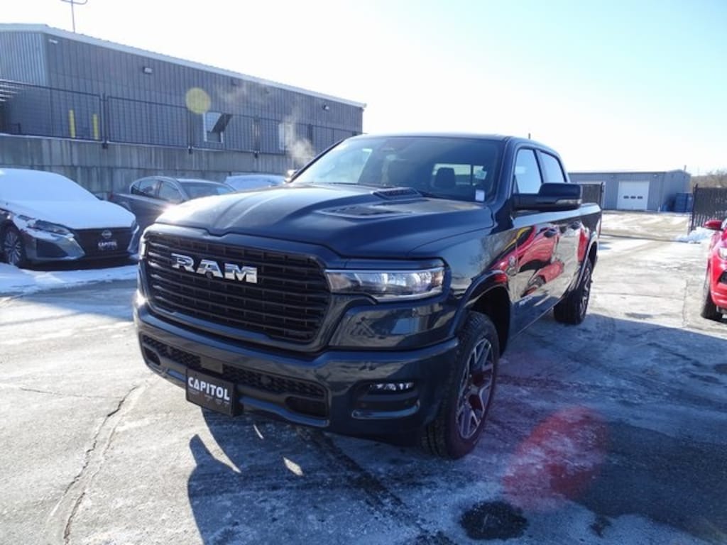 New 2026 Ram 1500 LARAMIE CREW CAB 4X4 5'7 BOX Pickup