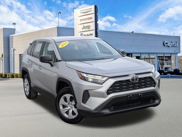 2024 Toyota RAV4 LE
