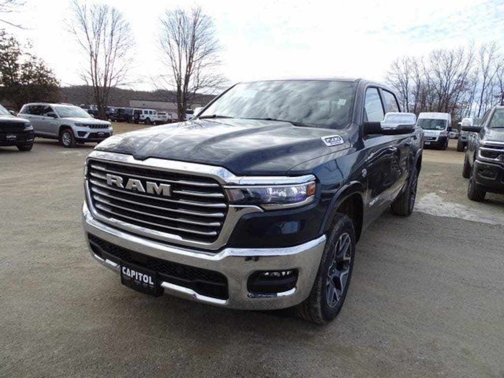 New 2026 Ram 1500 LARAMIE CREW CAB 4X4 5'7 BOX Pickup
