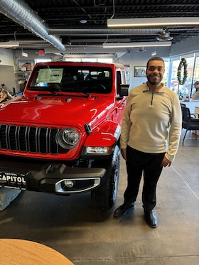 Staff member Marquel Ladson from ID_3623efca16ff