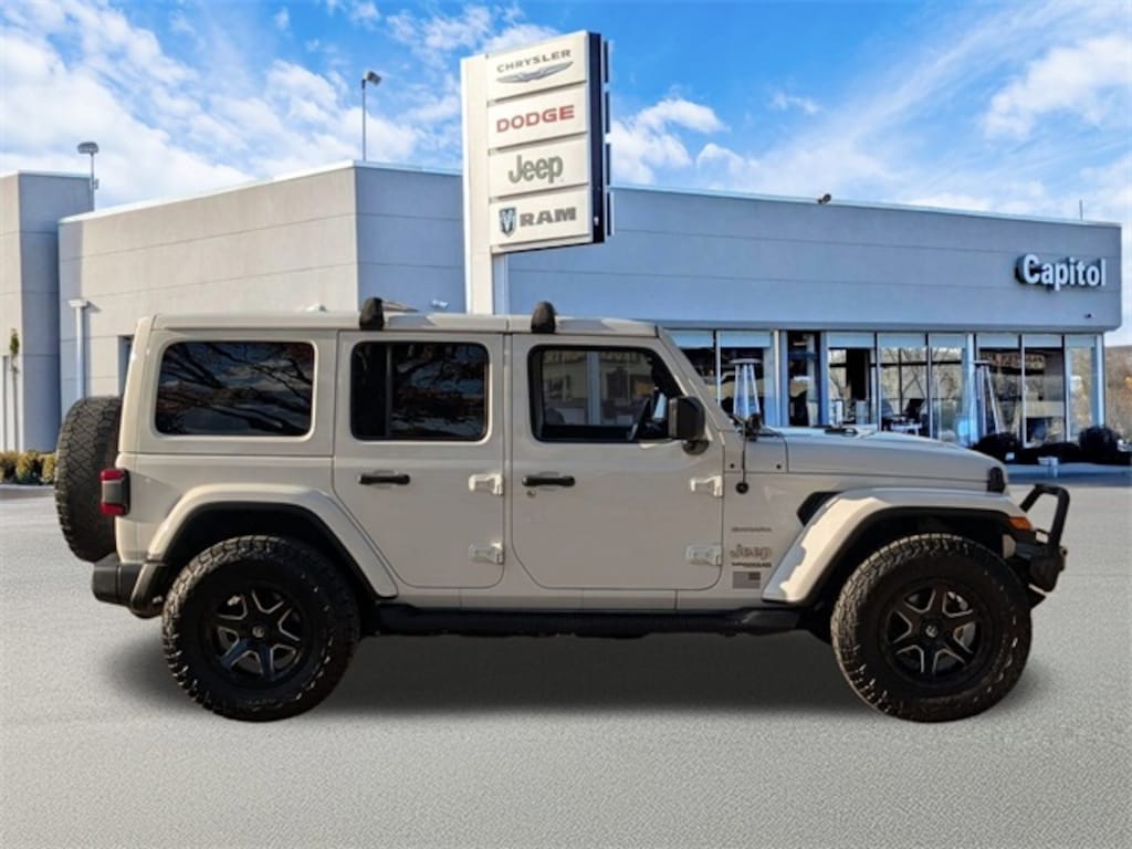 Used 2021 Jeep Wrangler Unlimited Sahara SUV