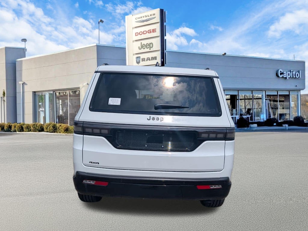 New 2026 Jeep Grand Wagoneer LIMITED ALTITUDE 4X4 Sport Utility