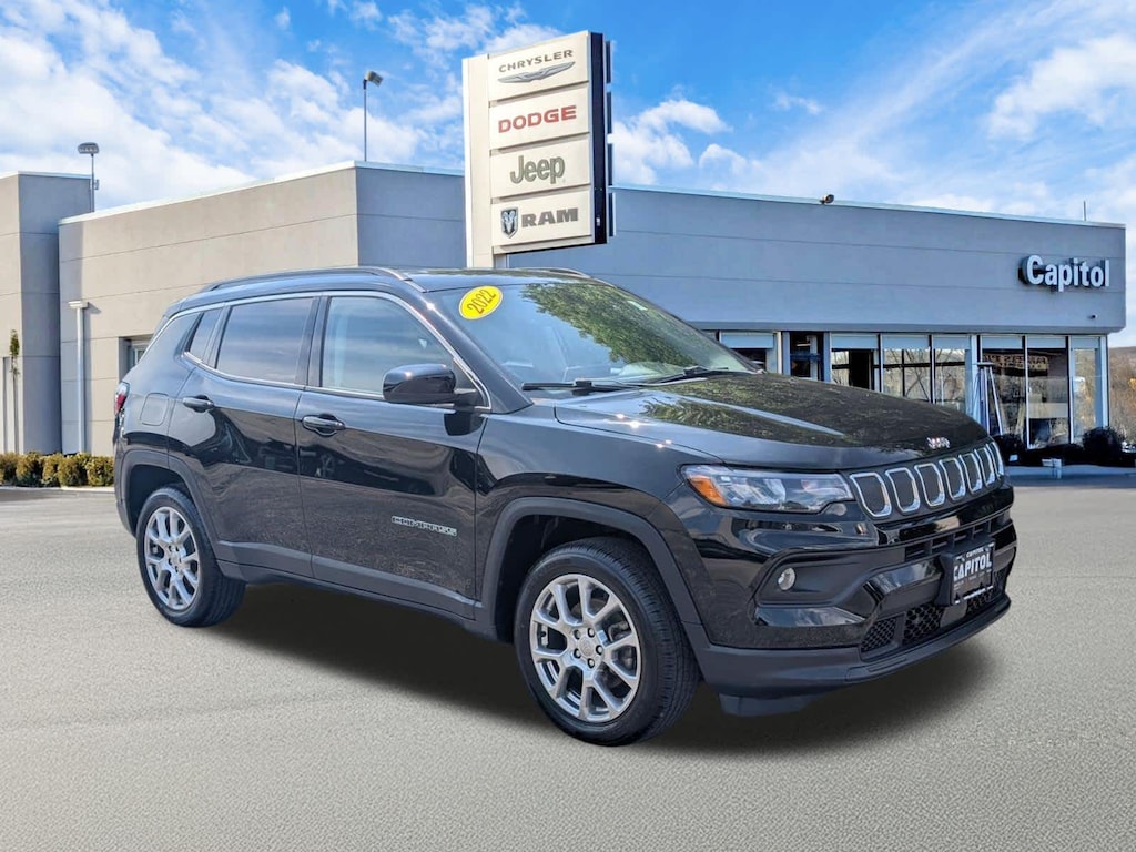 Used 2022 Jeep Compass Latitude Lux SUV