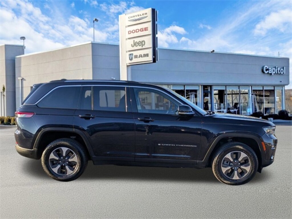 Used 2022 Jeep Grand Cherokee 4xe SUV