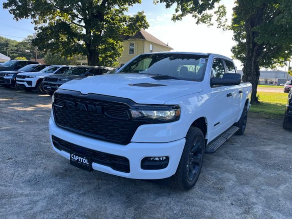 New 2026 Ram 1500 Express Pickup