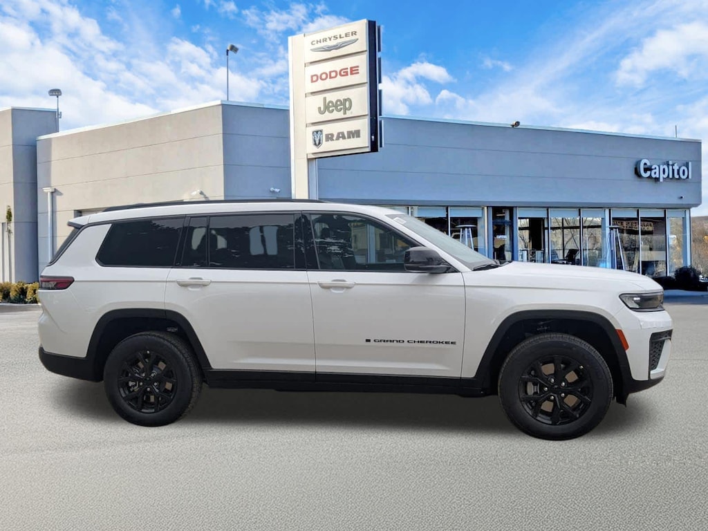 New 2026 Jeep Grand Cherokee L Laredo Altitude Sport Utility