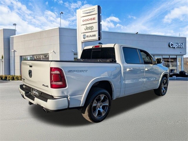 2022 Ram 1500 Laramie photo 3