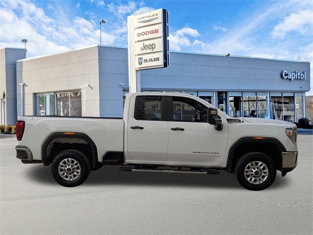 2022 Gmc Sierra Pro photo 2