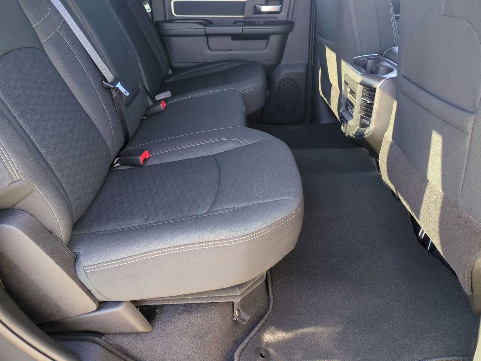 2026 RAM 2500 Big Horn - Photo 25
