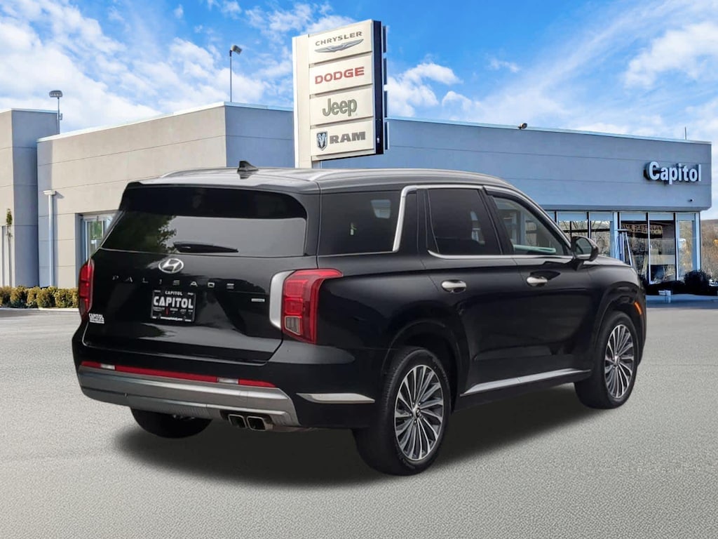 Used 2024 Hyundai Palisade Calligraphy SUV