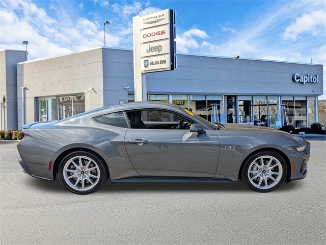 2024 Ford Mustang GT Premium photo 2