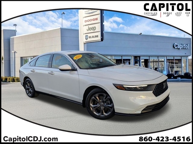 2023 Honda Accord EX's photo