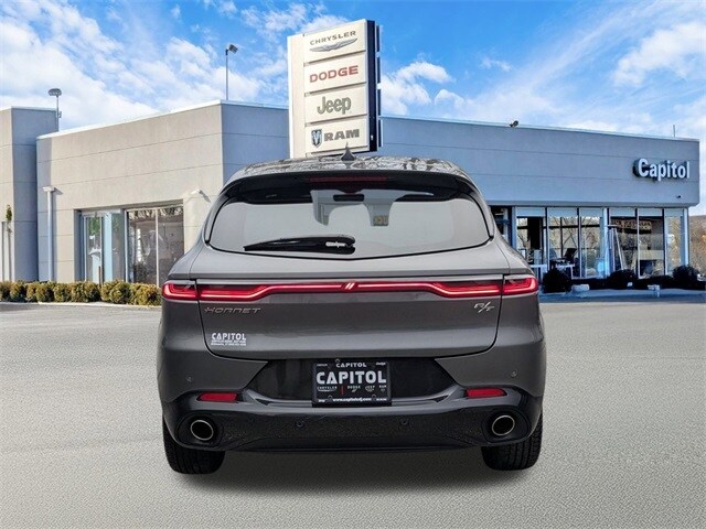 2024 Dodge Hornet R/T photo 4
