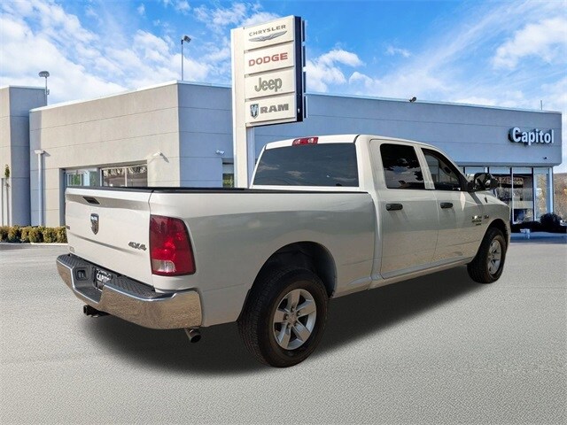 2023 Ram 1500 Classic SLT photo 3