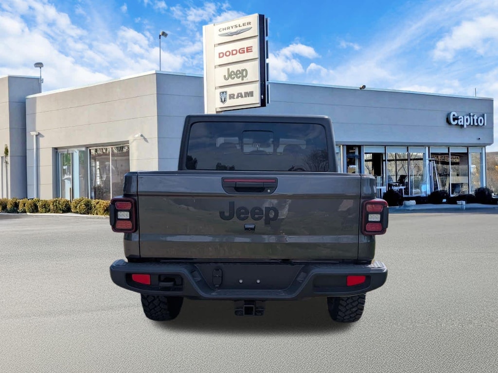New 2026 Jeep Gladiator WILLYS 4X4 Pickup